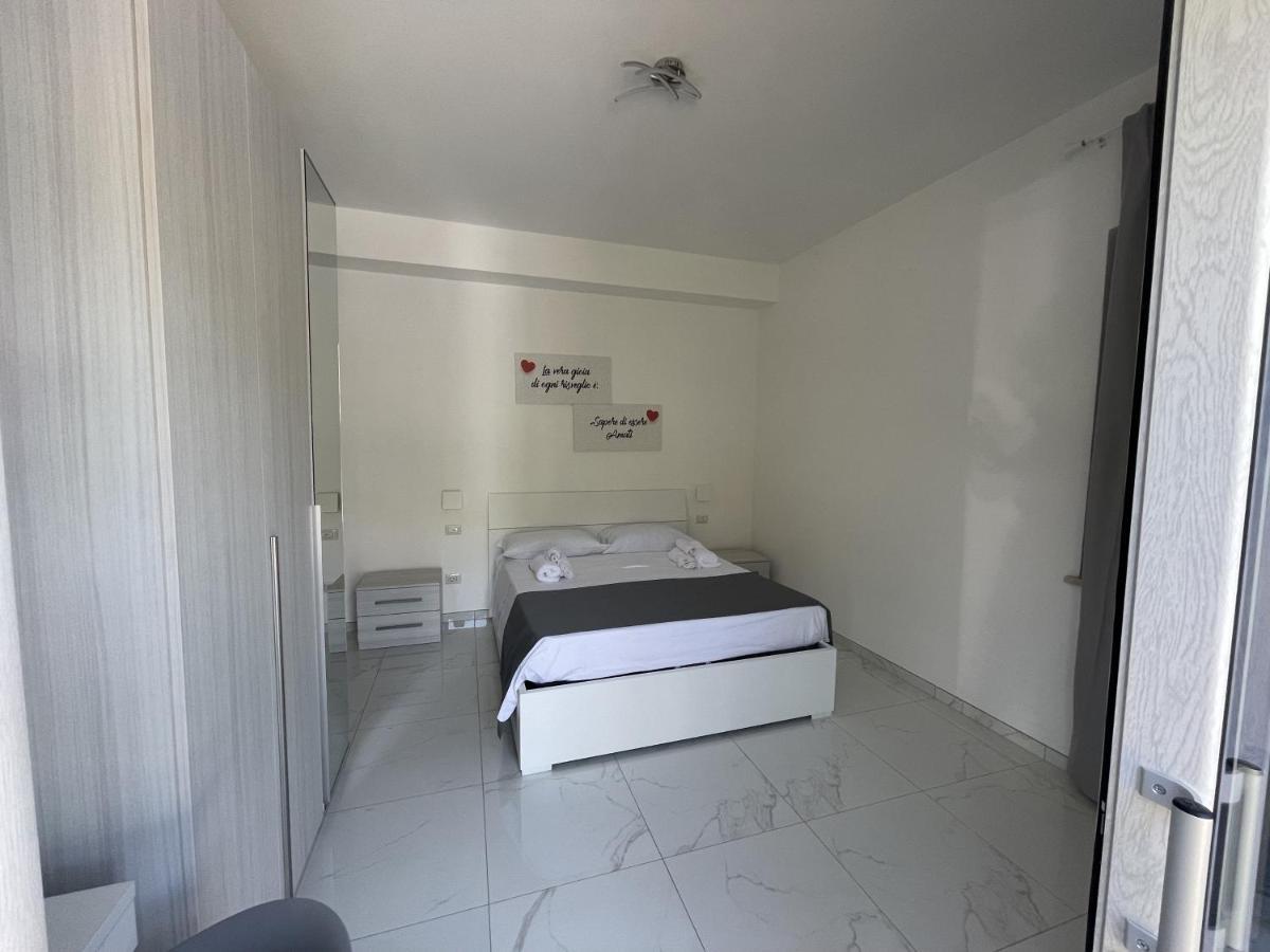 B&B Il Suono Della Campagna Terracina Exterior foto